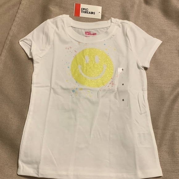 Epic Threads Girl’s Smile Graphic Tee - Picture 1 of 4